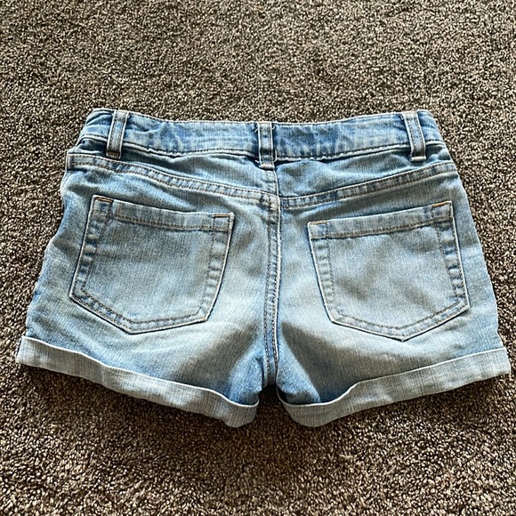 Blue Jean shorts - Picture 2 of 3